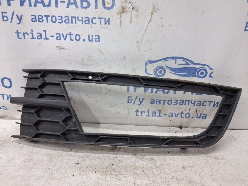 Решетка переднего бампера левая Skoda Octavia 2013-2020 5E0807681 (Арт. 80694) Решетка переднего бампера левая Skoda Octavia 2013-2020 5E0807681 (Арт. 80694)