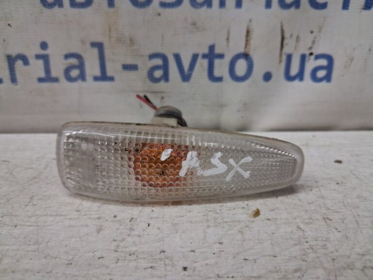 Повторитель поворотника Mitsubishi ASX 2010-  (Арт. 80702)