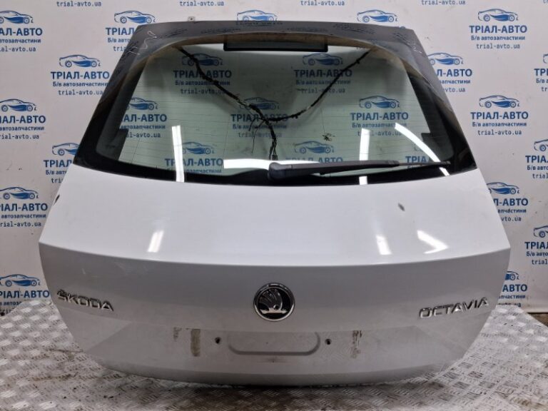 Крышка багажника Skoda Octavia 2013-2020 5E5827023 (Арт. 80703)