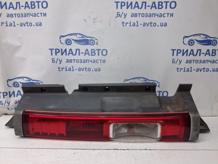 Фонарь задний внешний левый Renault Trafic 2001-2014 8200415250 (Арт. 80763)