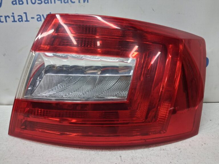 Фонарь задний внешний правый Skoda Octavia 2013-2020 5E5945112 (Арт. 80766)