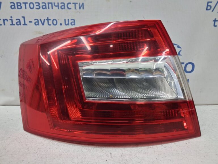 Фонарь задний внешний левый Skoda Octavia 2013-2020 5E5945111 (Арт. 80767)