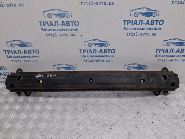 Усилитель бампера передний Hyundai Getz 2002-2011 865301C300 (Арт. 80931)
