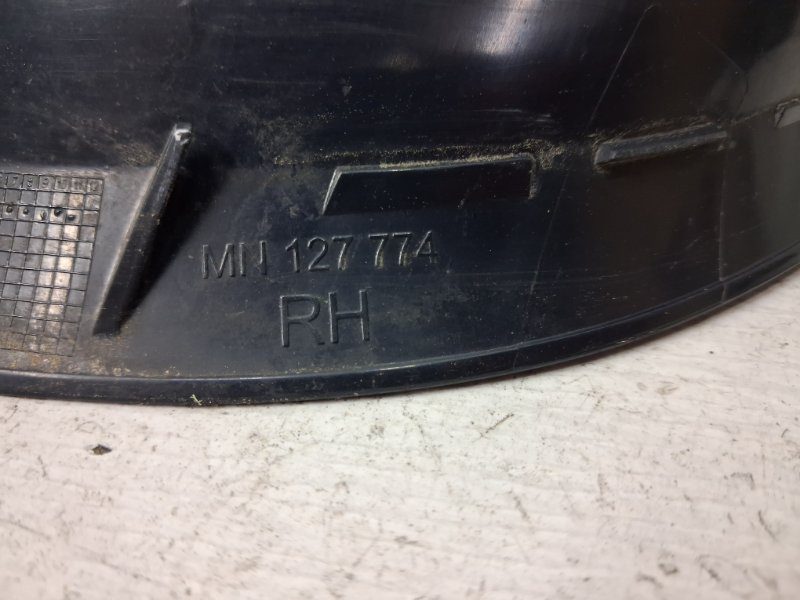 Решетка радиатора Mitsubishi Colt 2002-2012 MN127774XA (Арт. 80938) Решетка радиатора Mitsubishi Colt 2002-2012 MN127774XA (Арт. 80938)