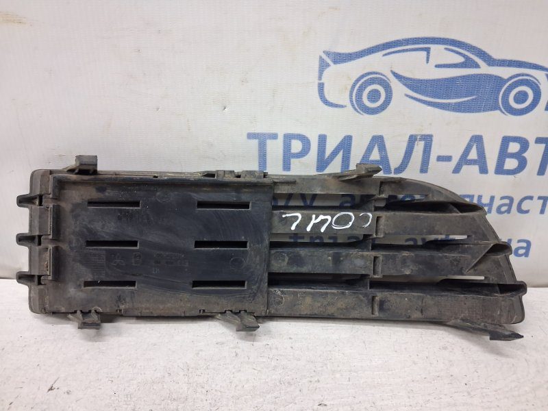 Решетка переднего бампера левая Mitsubishi Colt 2002-2012 MN105193XA (Арт. 80940) Решетка переднего бампера левая Mitsubishi Colt 2002-2012 MN105193XA (Арт. 80940)