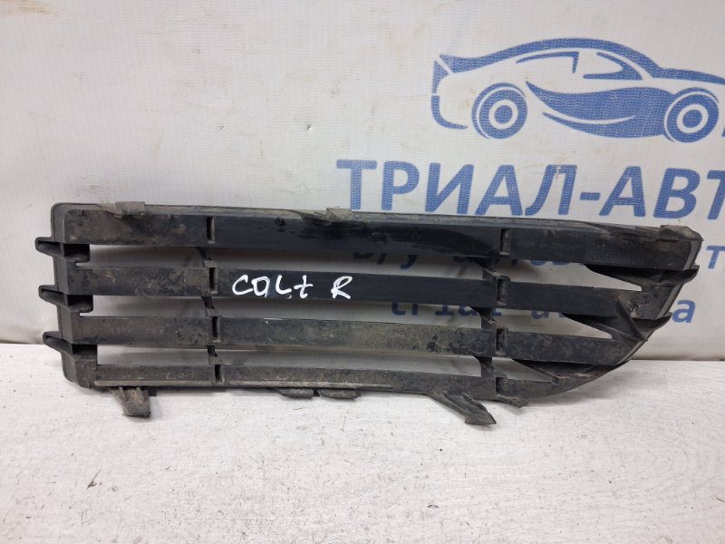 Решетка переднего бампера правая Mitsubishi Colt 2002-2012 MN105194XA (Арт. 80941) Решетка переднего бампера правая Mitsubishi Colt 2002-2012 MN105194XA (Арт. 80941)