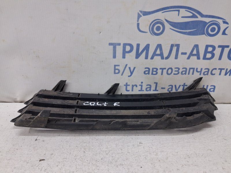Решетка переднего бампера правая Mitsubishi Colt 2002-2012 MN105194XA (Арт. 80941) Решетка переднего бампера правая Mitsubishi Colt 2002-2012 MN105194XA (Арт. 80941)