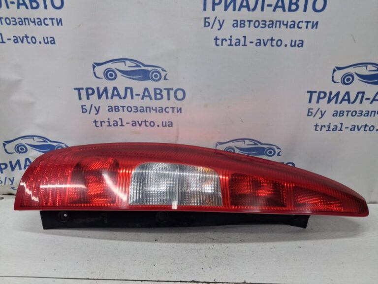 Фонарь задний внешний левый Mitsubishi Colt 2002-2012 MN186269 (Арт. 80943)