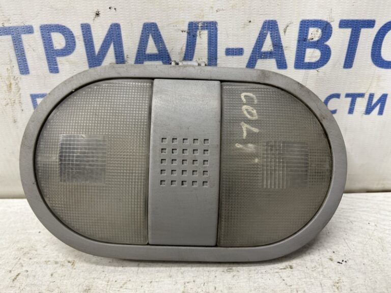 Плафон Mitsubishi Colt 2002-2012 MN140166 (Арт. 80990)
