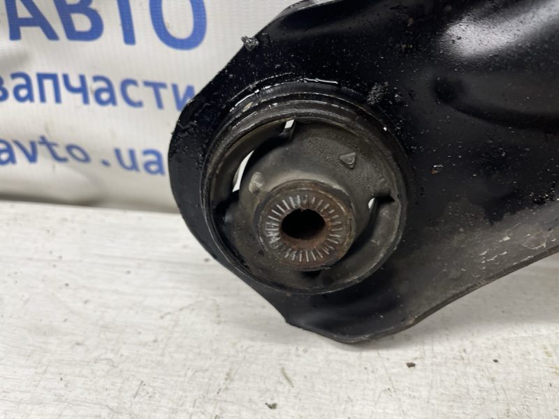 Рычаг передний нижний левый Skoda Octavia 2013-2020 5Q0407151L (Арт. 81026) Рычаг передний нижний левый Skoda Octavia 2013-2020 5Q0407151L (Арт. 81026)