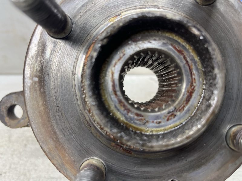 Кулак поворотный левый со ступицей Hyundai Getz 2002-2011 517151C200 (Арт. 81032) Кулак поворотный левый со ступицей Hyundai Getz 2002-2011 517151C200 (Арт. 81032)