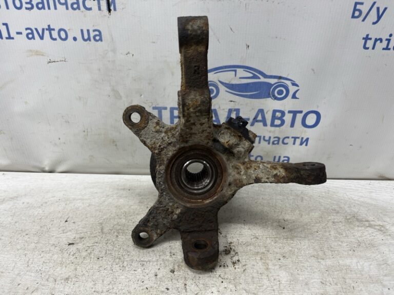 Кулак поворотный правый со ступицей Hyundai Getz 2002-2011 517161C200 (Арт. 81033)