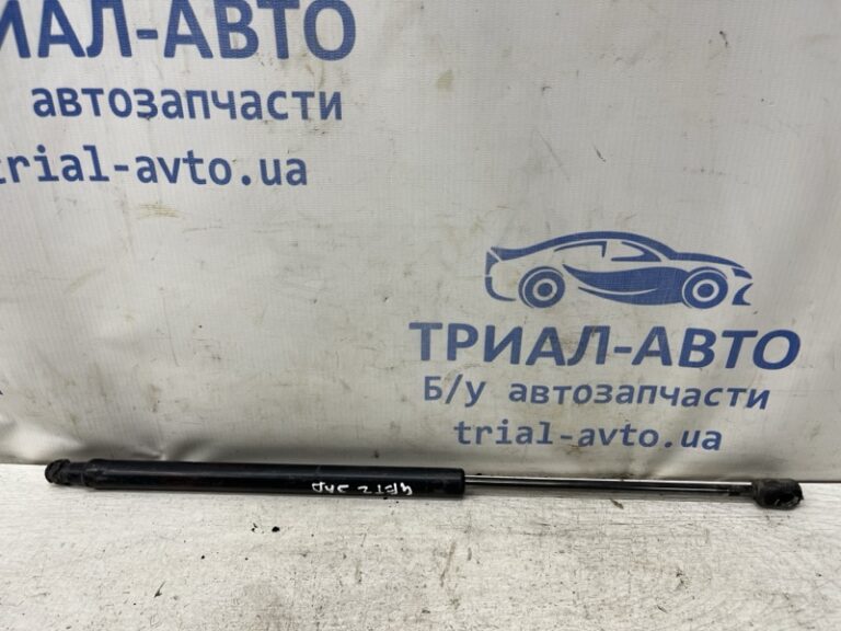 Амортизатор крышки багажника Hyundai Getz 2002-2011 817701C001 (Арт. 81110)