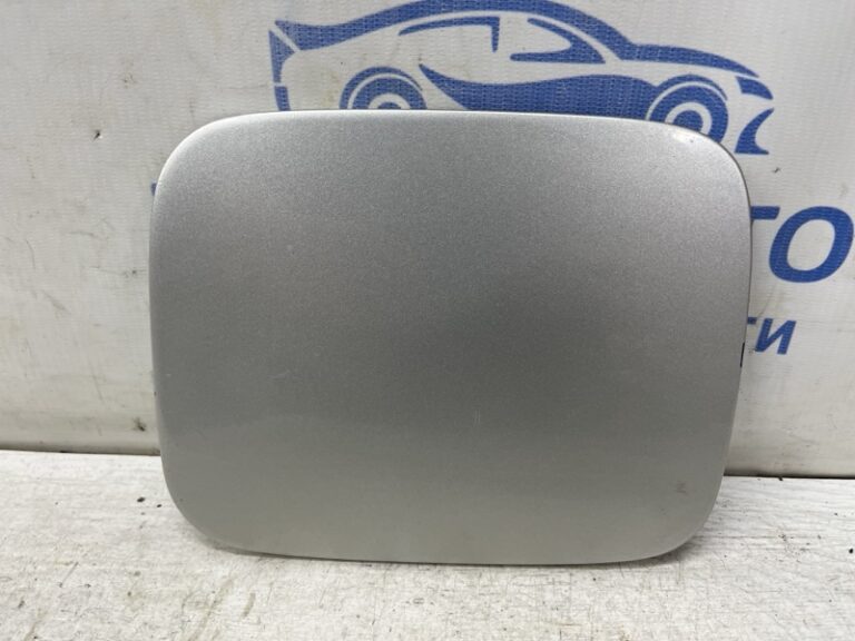 Лючок бака Toyota Camry 2001-2006 7735033080 (Арт. 81123)