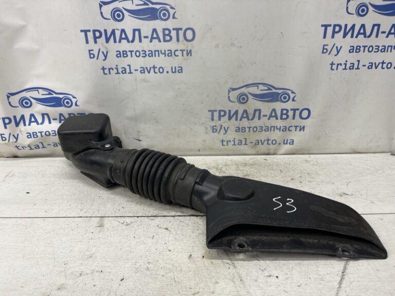 Воздухозаборник Mitsubishi Outlander 2012-2021 1505A661 (Арт. 81140)