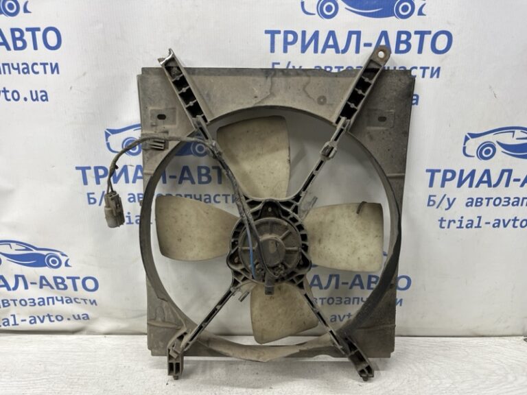 Диффузор с вентилятором радиатора Toyota Camry 2001-2006  (Арт. 81154)