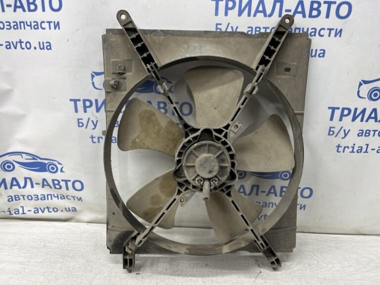 Диффузор с вентилятором радиатора Toyota Camry 2001-2006  (Арт. 81155)