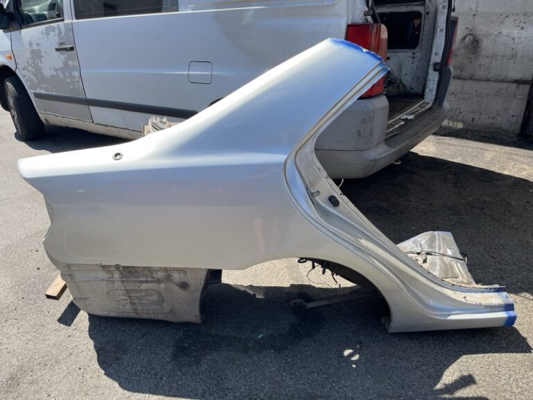 Четверть автомобиля задняя правая Toyota Camry 2001-2006 6160133260 (Арт. 81179)