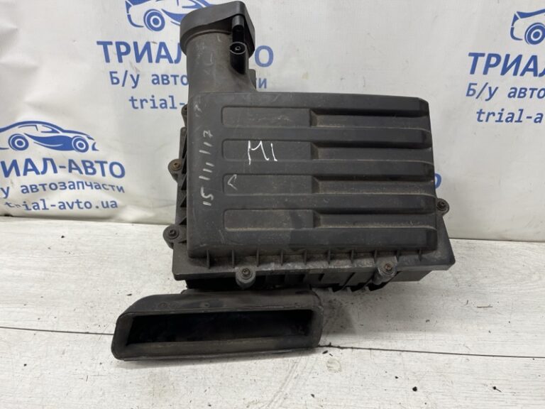 Корпус воздушного фильтра Skoda Octavia 2013-2020 5Q0129607S (Арт. 81185)