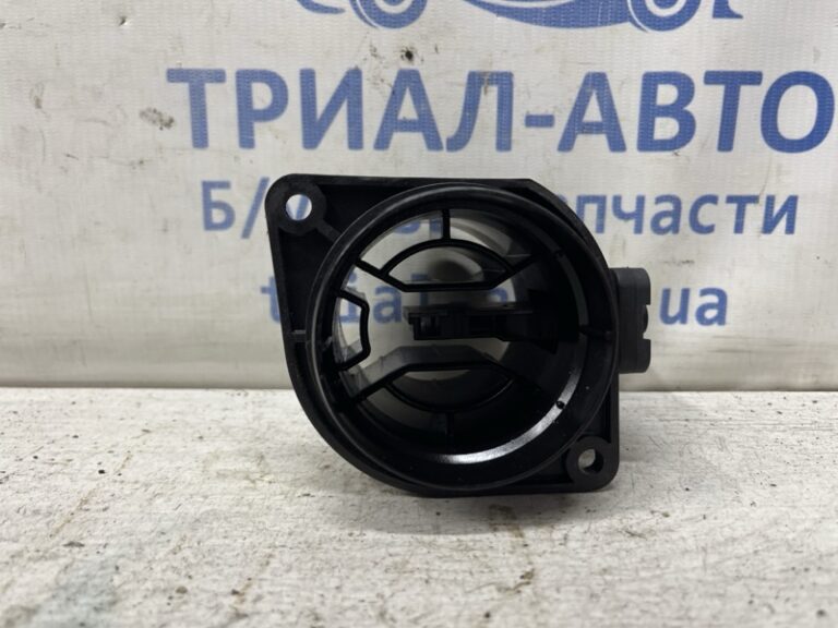 Датчик расхода воздуха Skoda Octavia 2013-2020 04L906461B (Арт. 81190)