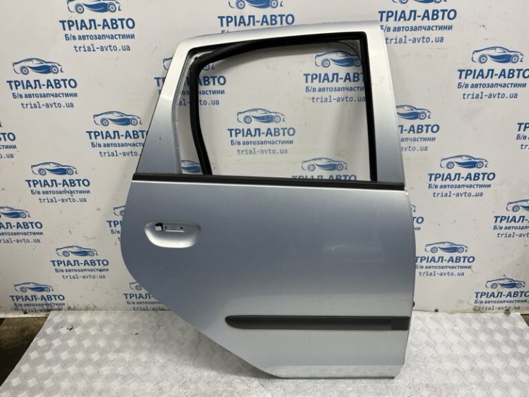 Дверь задняя правая Mitsubishi Colt 2002-2012 MN161892 (Арт. 81201)