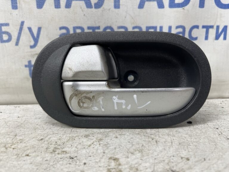 Ручка двери внутренняя левая Mitsubishi Colt 2002-2012 5716A305HA (Арт. 81222)
