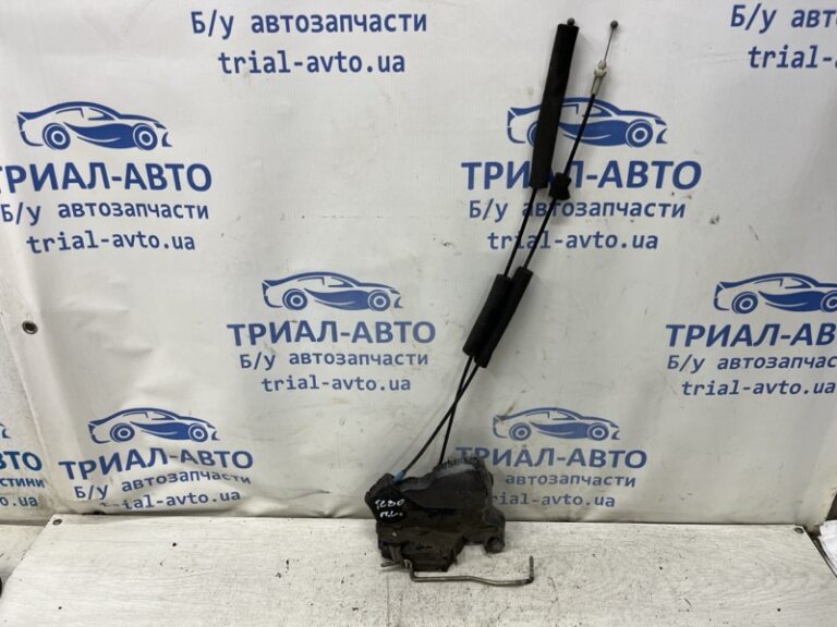 Замок двери передний левый Toyota Camry 2001-2006 69040-33231 (Арт. 81225)