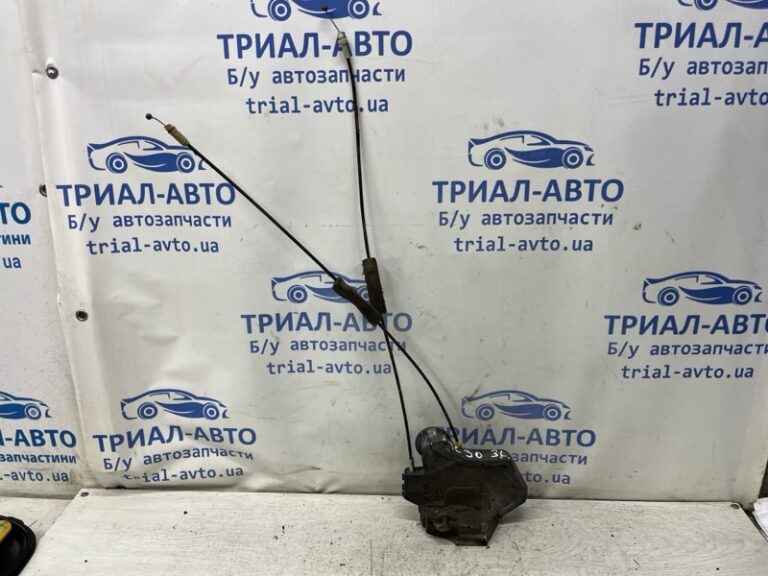 Замок двери задний левый Toyota Camry 2001-2006  (Арт. 81226)