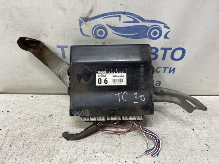 Блок управления Toyota Camry 2001-2006 8954033340 (Арт. 81242)