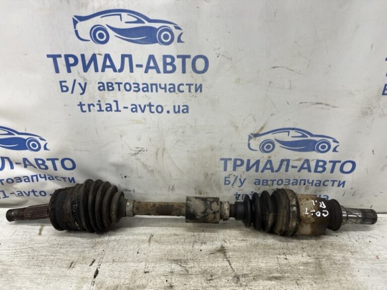Привод передний левый Mitsubishi Colt 2002-2012 MR980747 (Арт. 81290)
