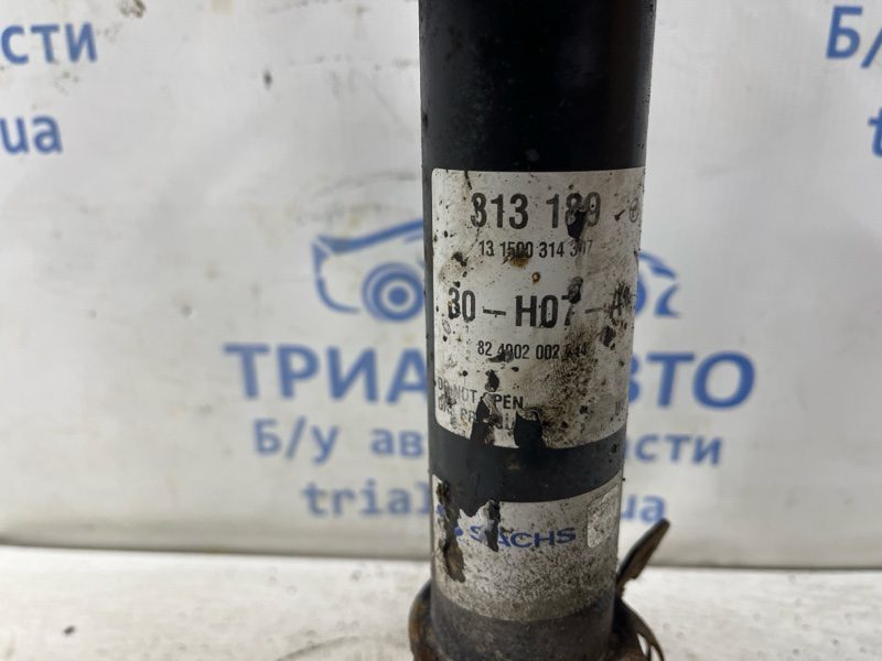 Амортизатор передний правый Mitsubishi Colt 2002-2012 MR594024 (Арт. 81304) Амортизатор передний правый Mitsubishi Colt 2002-2012 MR594024 (Арт. 81304)