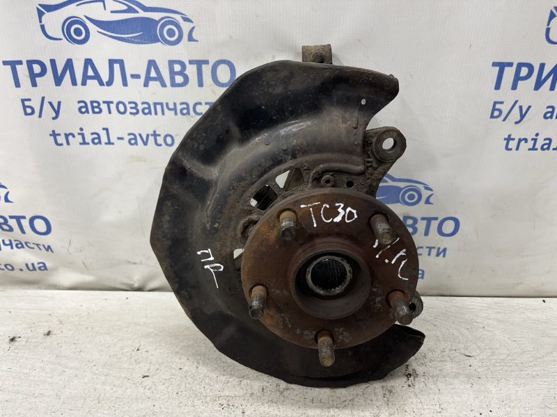 Кулак поворотный правый со ступицей Toyota Camry 2001-2006 43211-39045 (Арт. 81315) Кулак поворотный правый со ступицей Toyota Camry 2001-2006 43211-39045 (Арт. 81315)