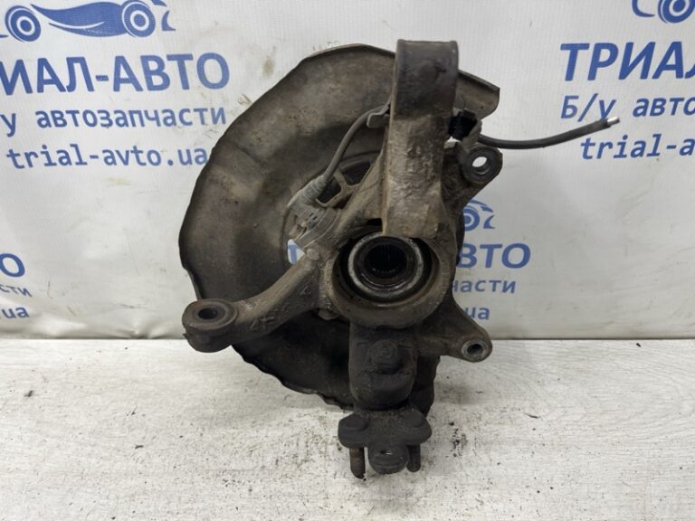 Кулак поворотный левый со ступицей Toyota Camry 2001-2006 43212-39035 (Арт. 81316)