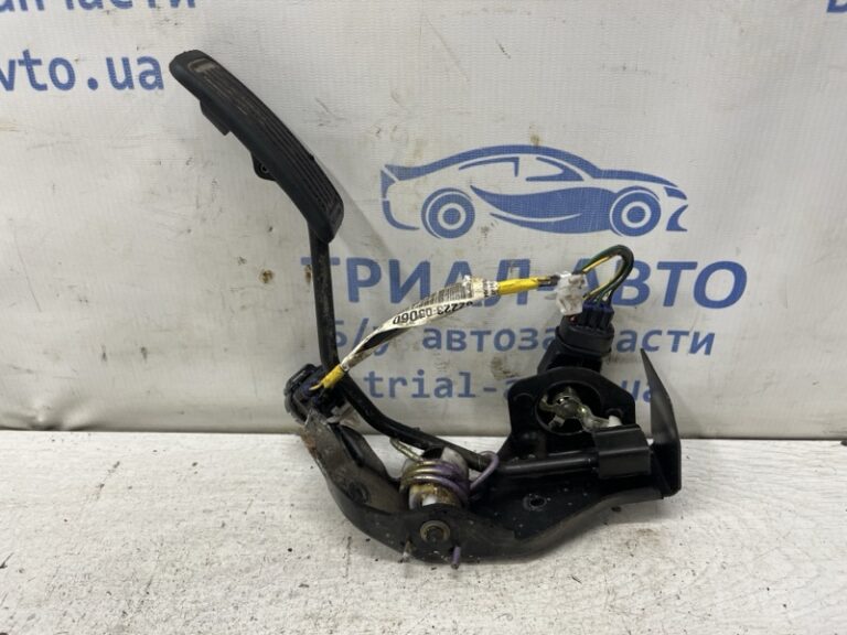 Педаль газа Toyota Avensis 2002-2010 7801013011 (Арт. 81390)