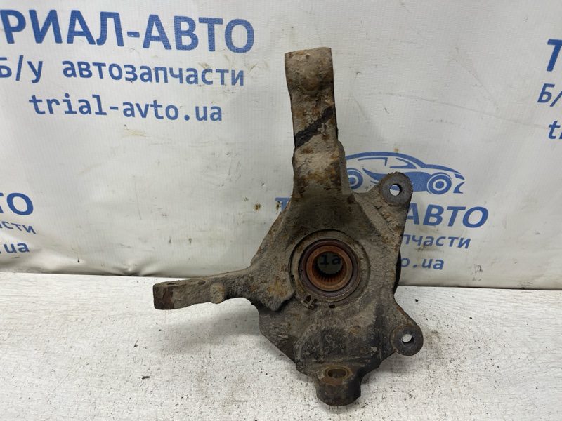 Кулак поворотный левый со ступицей Renault Trafic 2001-2014 8200224358 (Арт. 81393) Кулак поворотный левый со ступицей Renault Trafic 2001-2014 8200224358 (Арт. 81393)