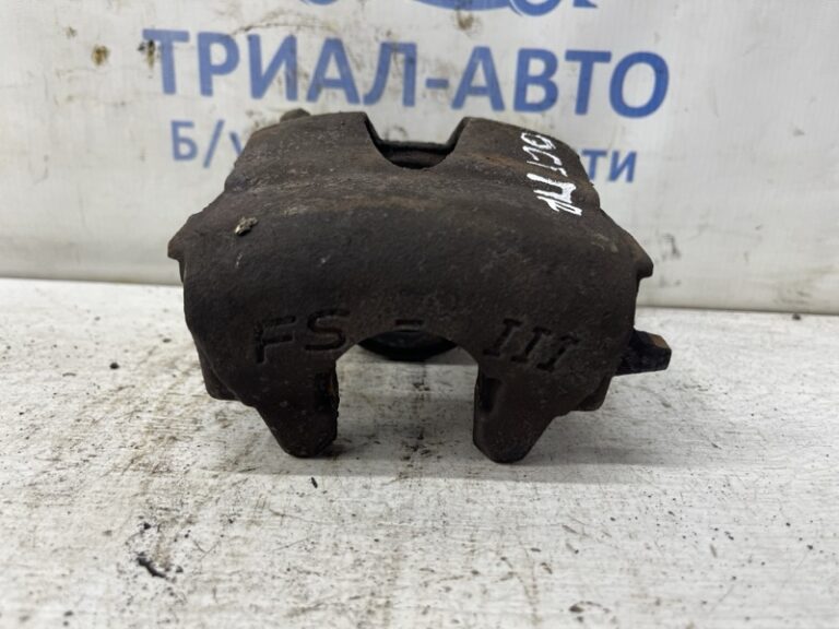 Суппорт передний правый Skoda Octavia 2013-2020 8V0615124 (Арт. 81403)