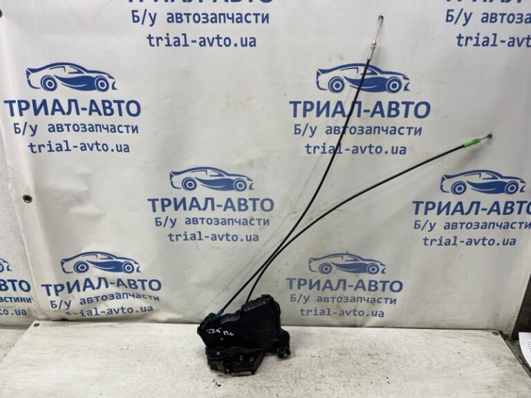 Замок двери передний левый Toyota Avensis 2002-2010 6904002152 (Арт. 81448)