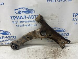 Рычаг передний нижний правый Toyota Avensis 2002-2010 4806805070 (Арт. 81501)