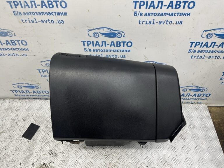 Бардачок Mazda 3 2003-2009 BP4K-64-030G 02 (Арт. 81552)