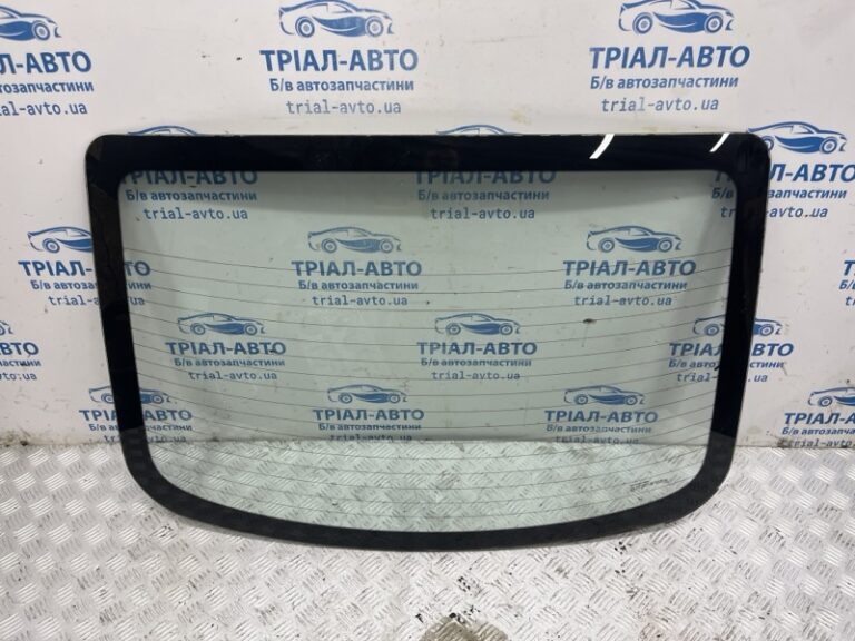 Стекло в кузов заднее Mazda 3 2003-2009 BN8V-63-930B (Арт. 81566)