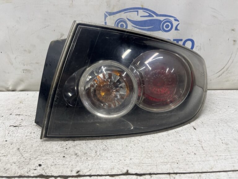 Фонарь задний внешний правый Mazda 3 2003-2009 BR5H-51-150C (Арт. 81571)