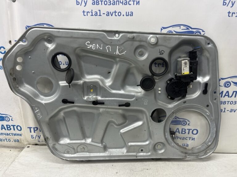 Стеклоподъемник передний левый Hyundai Sonata 2004-2010 824713K002 (Арт. 81663)