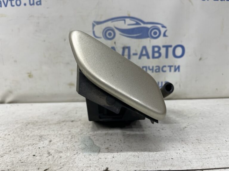 Омыватель фары правый Mazda 3 2003-2009 BP4K-51-826B (Арт. 81722)