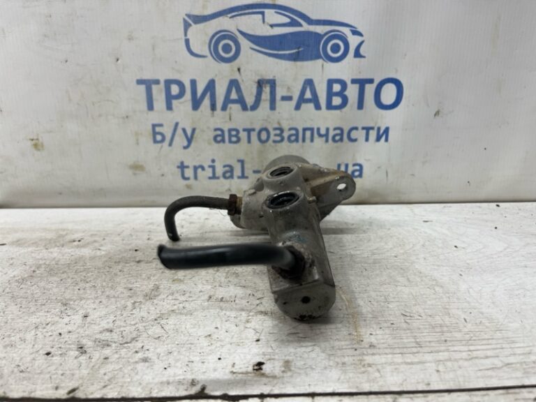 Тормозной цилиндр главный Toyota Avensis 2002-2010 4720105110 (Арт. 81784)