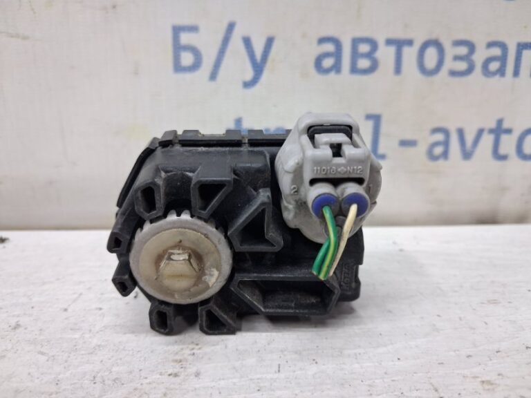 Корректор фар Toyota Avensis 2002-2010 8566122020 (Арт. 81871)