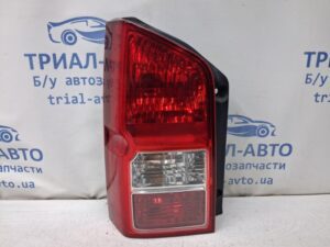 Фонарь задний внешний левый Nissan Pathfinder 2004-2014 26555EB300 (Арт. 81908)