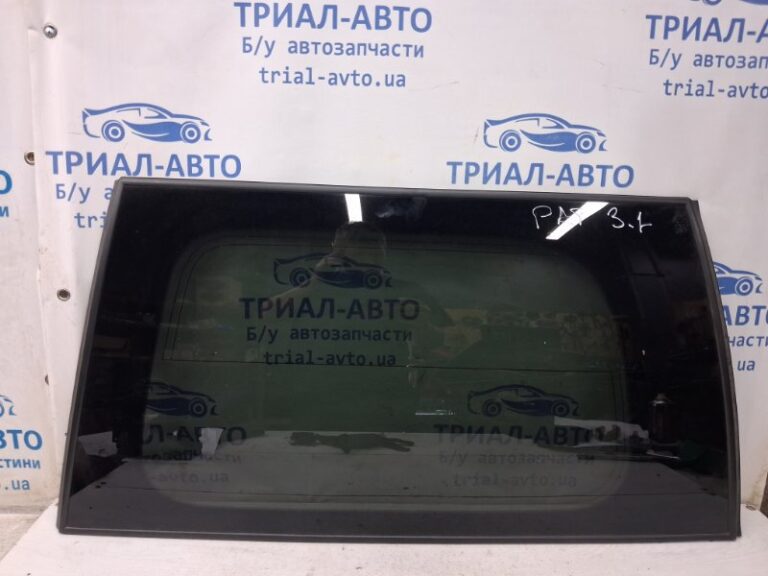 Стекло в кузов заднее левое Nissan Pathfinder 2004-2014 83307EB305 (Арт. 82036)
