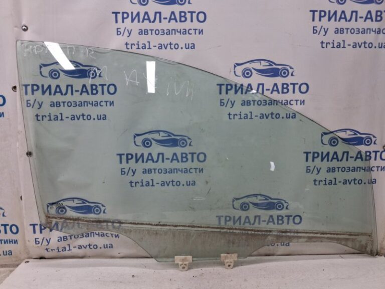 Стекло двери переднее правое Nissan Tiida 2004-2014  (Арт. 82042)