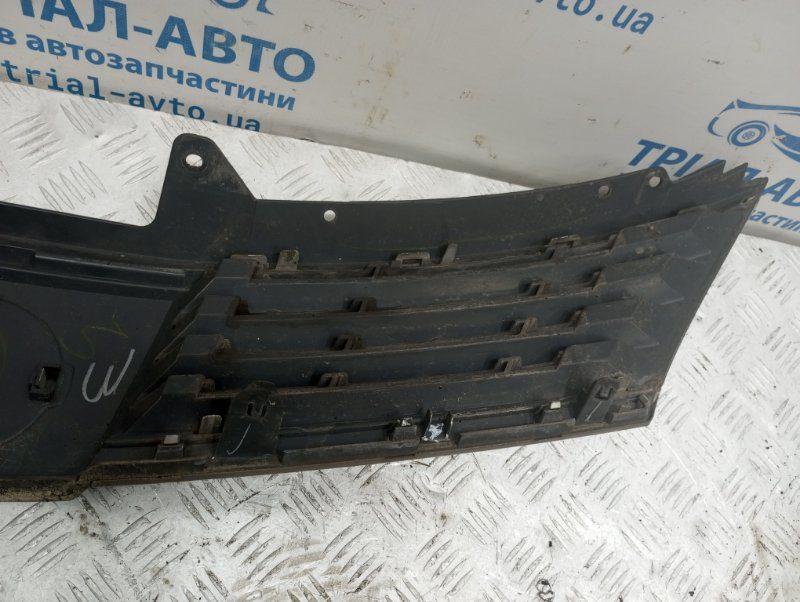 Решетка радиатора Nissan Tiida 2004-2014 62310EM30A (Арт. 82099) Решетка радиатора Nissan Tiida 2004-2014 62310EM30A (Арт. 82099)