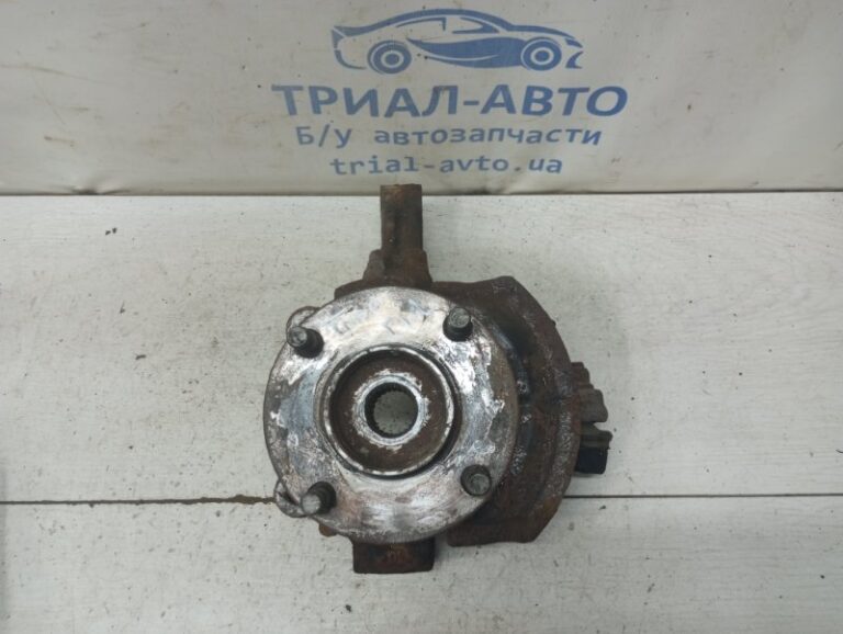 Кулак поворотный левый со ступицей Nissan Tiida 2004-2014 40015ED000 (Арт. 82148)